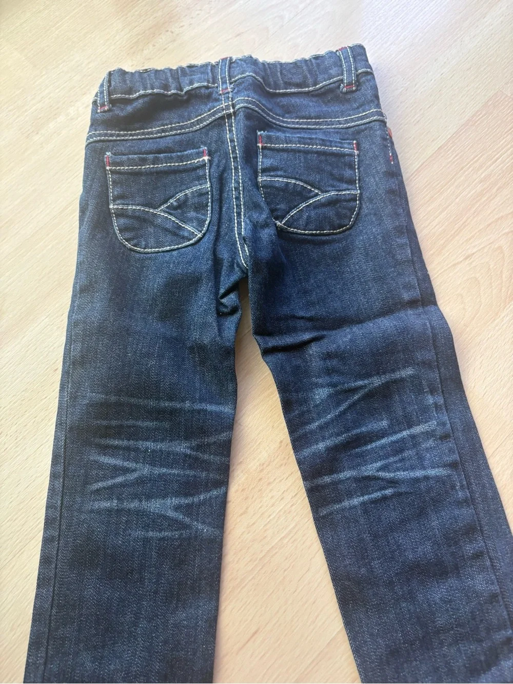 Gymboree girl 3T dark stretch denim jeans strawberry accent contrast stitching